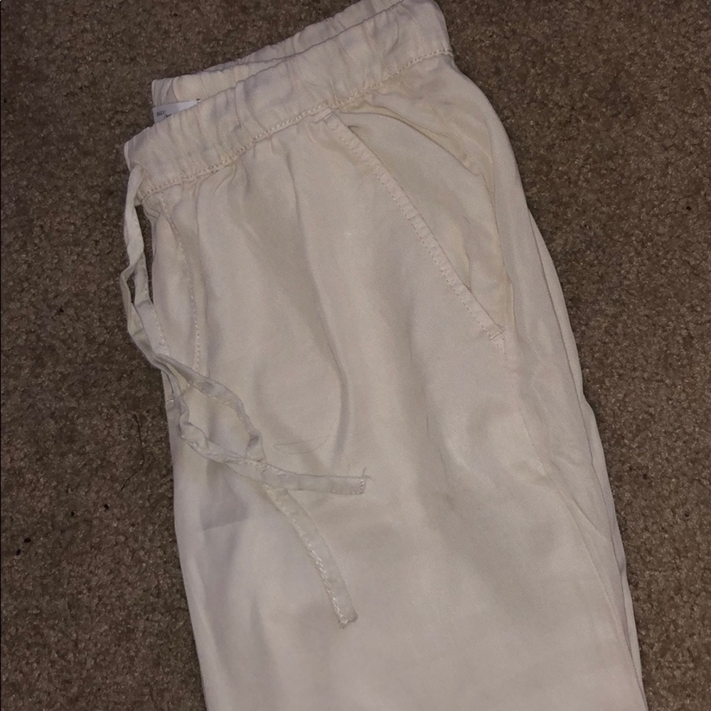 Summer cream joggers
